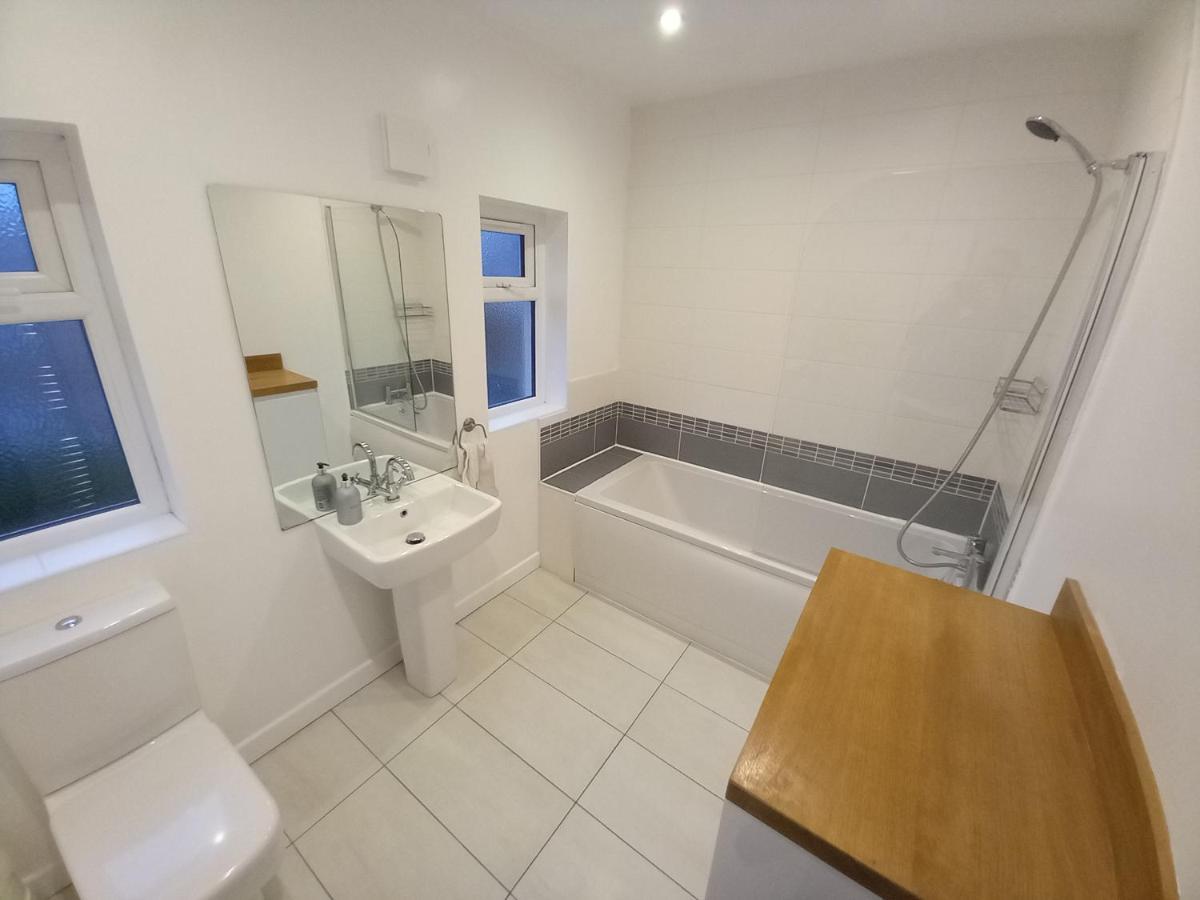 Grange Croft Βίλα Ben Rhydding Εξωτερικό φωτογραφία
