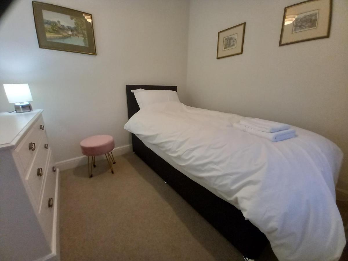 Grange Croft Βίλα Ben Rhydding Εξωτερικό φωτογραφία